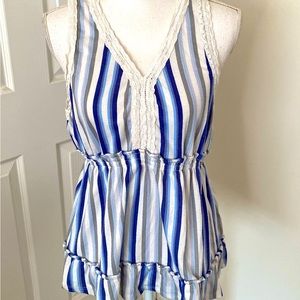 Absolutely Famous Top